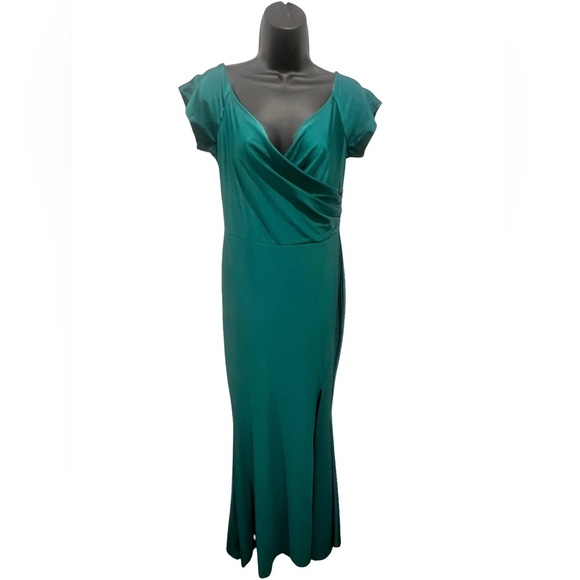 Strapless Emerald Green Evening Dress - Picture 4 of 8